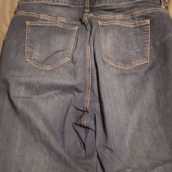 Bombshell jeans - Picture 2 of 4